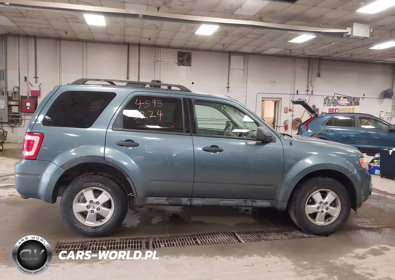 2010 Ford Escape Xlt VIN:1FMCU9DGXAKB54570 - 13