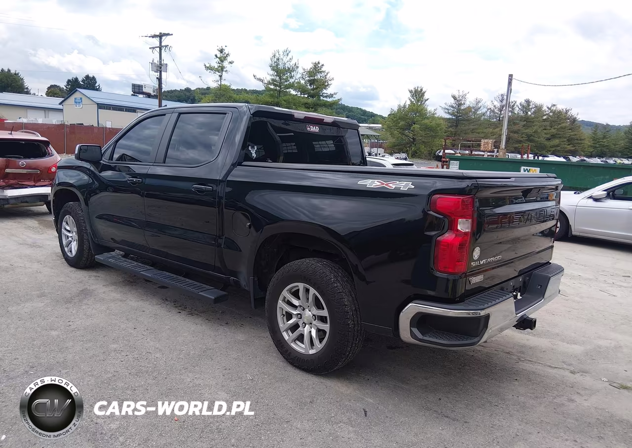 2021 Chevrolet Silverado 1500 4Wd Short Bed Lt With 2Fl VIN:3GCPYJEK6MG348958 - 3