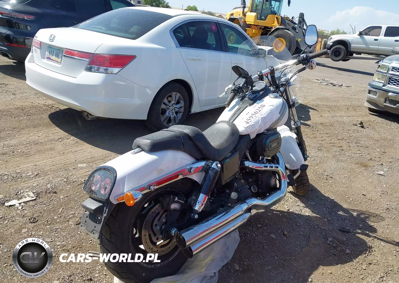 2017 Harley-Davidson Fxdf Dyna Fat Bob VIN:1HD1GYM19HC320783 - 4