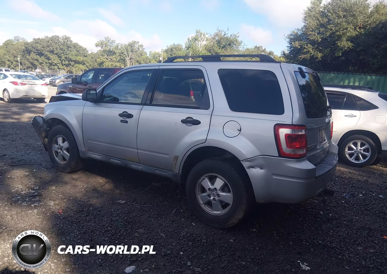 2011 Ford Escape Xlt VIN:1FMCU0D70BKA74191 - 3