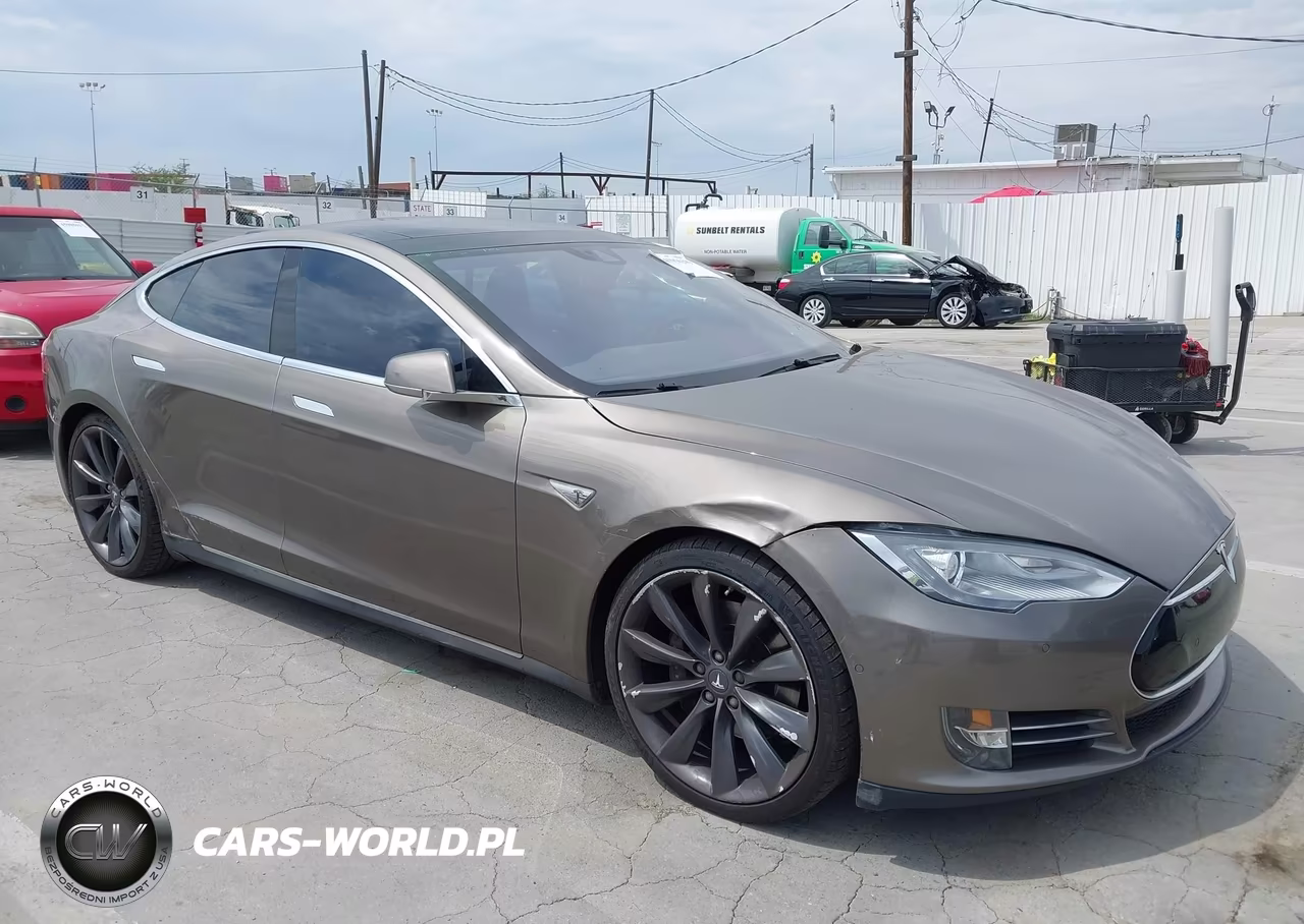 2015 Tesla Model S 70D-85D-P85D – zdjęcie 1 z 19