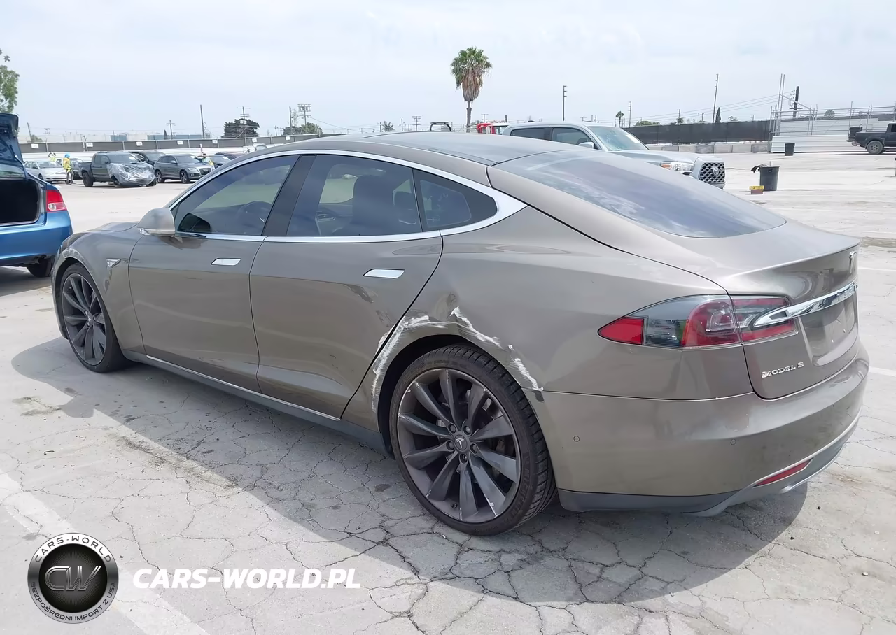 2015 Tesla Model S 70D-85D-P85D VIN:5YJSA1E2XFF114569 - 3