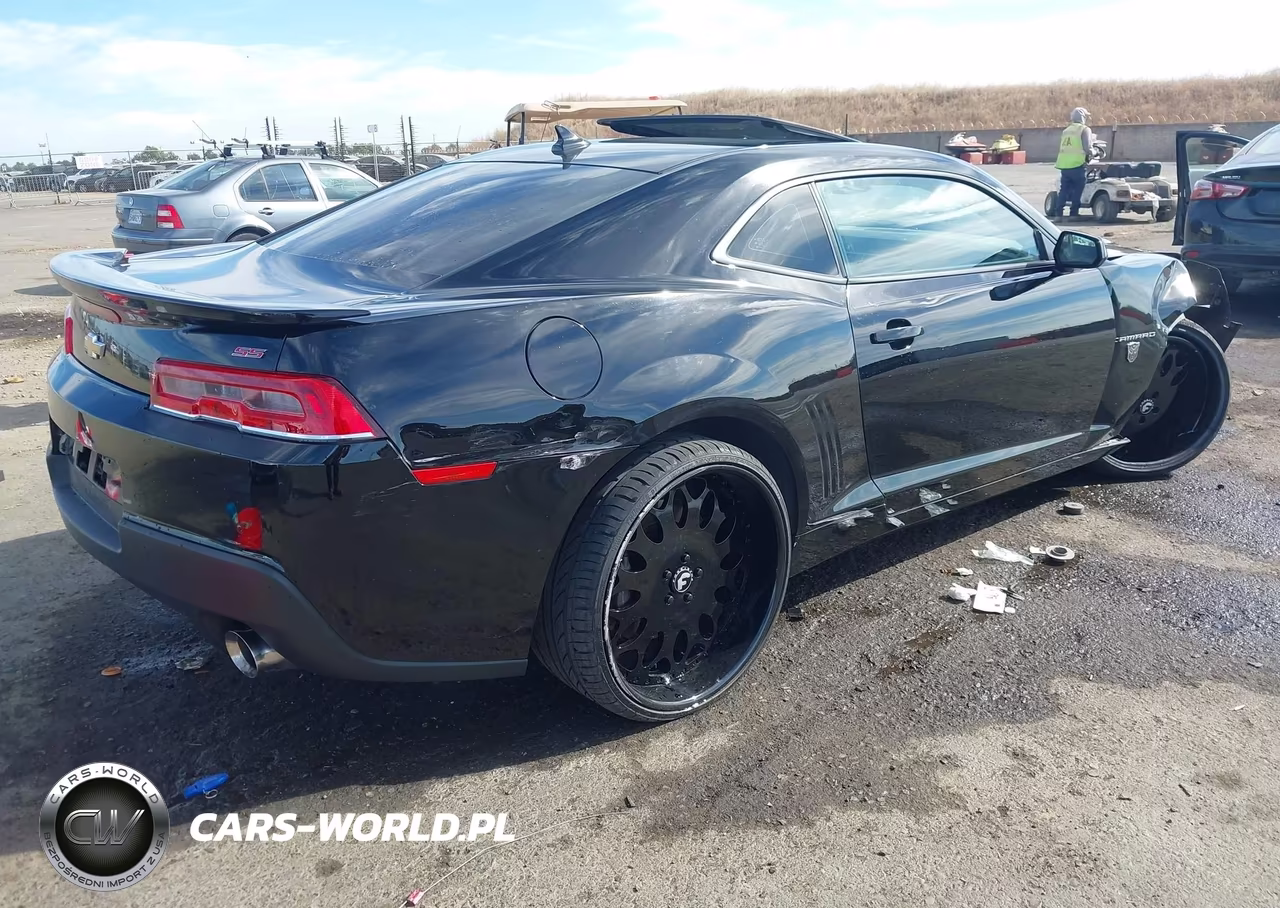 2015 Chevrolet Camaro 2Ss VIN:2G1FK1EJ4F9159168 - 4