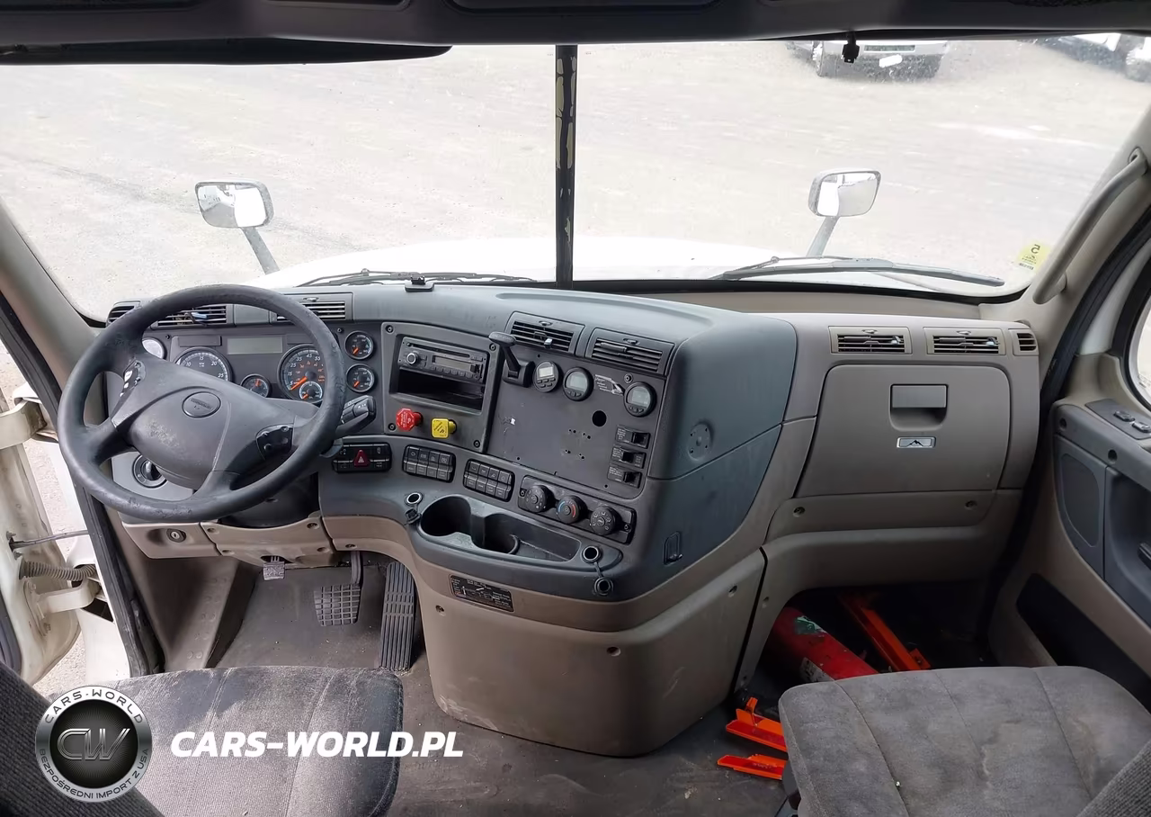 2017 Freightliner Cascadia 125 VIN:1FUJGLDR6HLJG1932 - 14