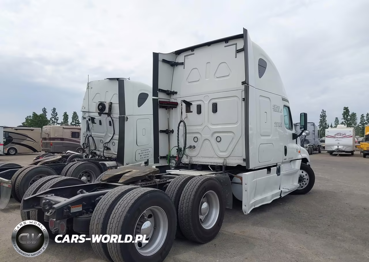 2017 Freightliner Cascadia 125 VIN:1FUJGLDR6HLJG1932 - 4