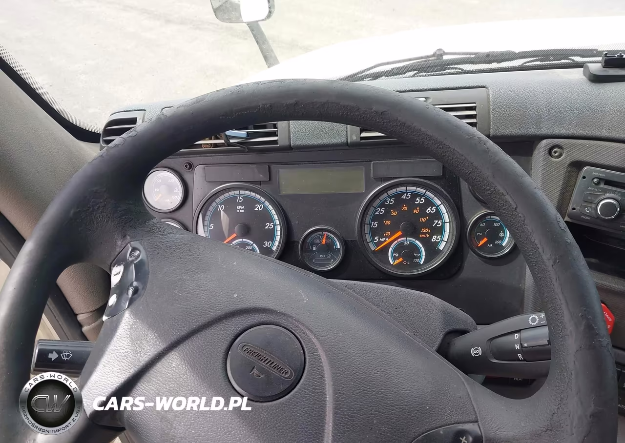 2017 Freightliner Cascadia 125 VIN:1FUJGLDR6HLJG1932 - 6