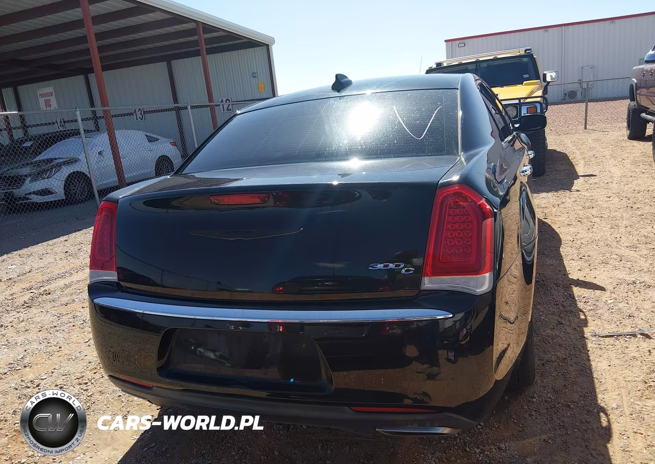 2015 Chrysler 300C VIN:2C3CCAEG1FH876830 - 16