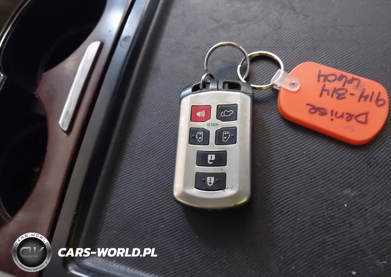 2013 Toyota Sienna Xle 7 Passenger VIN:5TDDK3DC0DS056248 - 11