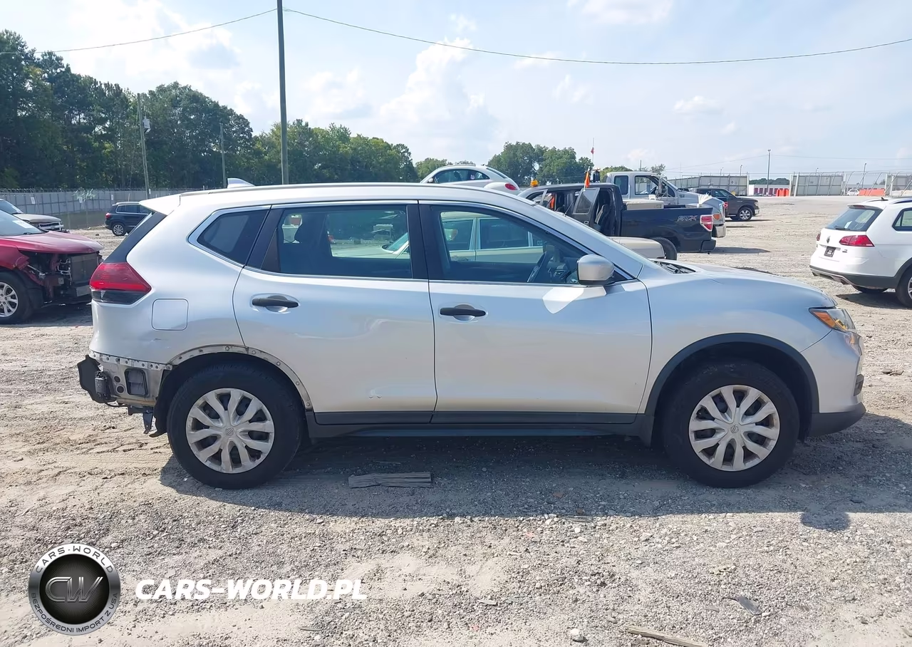 2019 Nissan Rogue S VIN:5N1AT2MV0KC786053 - 14
