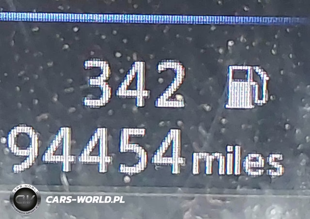 2019 Nissan Rogue S VIN:5N1AT2MV0KC786053 - 16