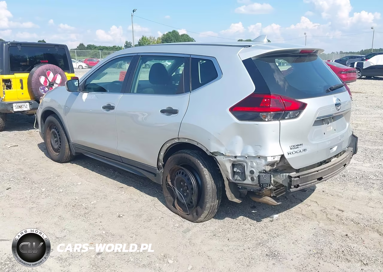2019 Nissan Rogue S VIN:5N1AT2MV0KC786053 - 3