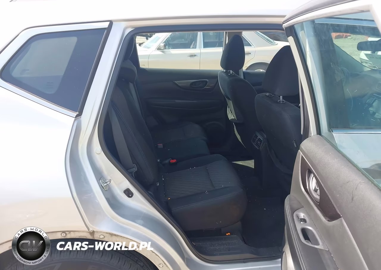 2019 Nissan Rogue S VIN:5N1AT2MV0KC786053 - 8