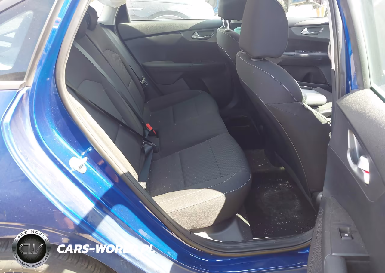 2021 Kia Forte Lxs VIN:3KPF24AD8ME289963 - 8