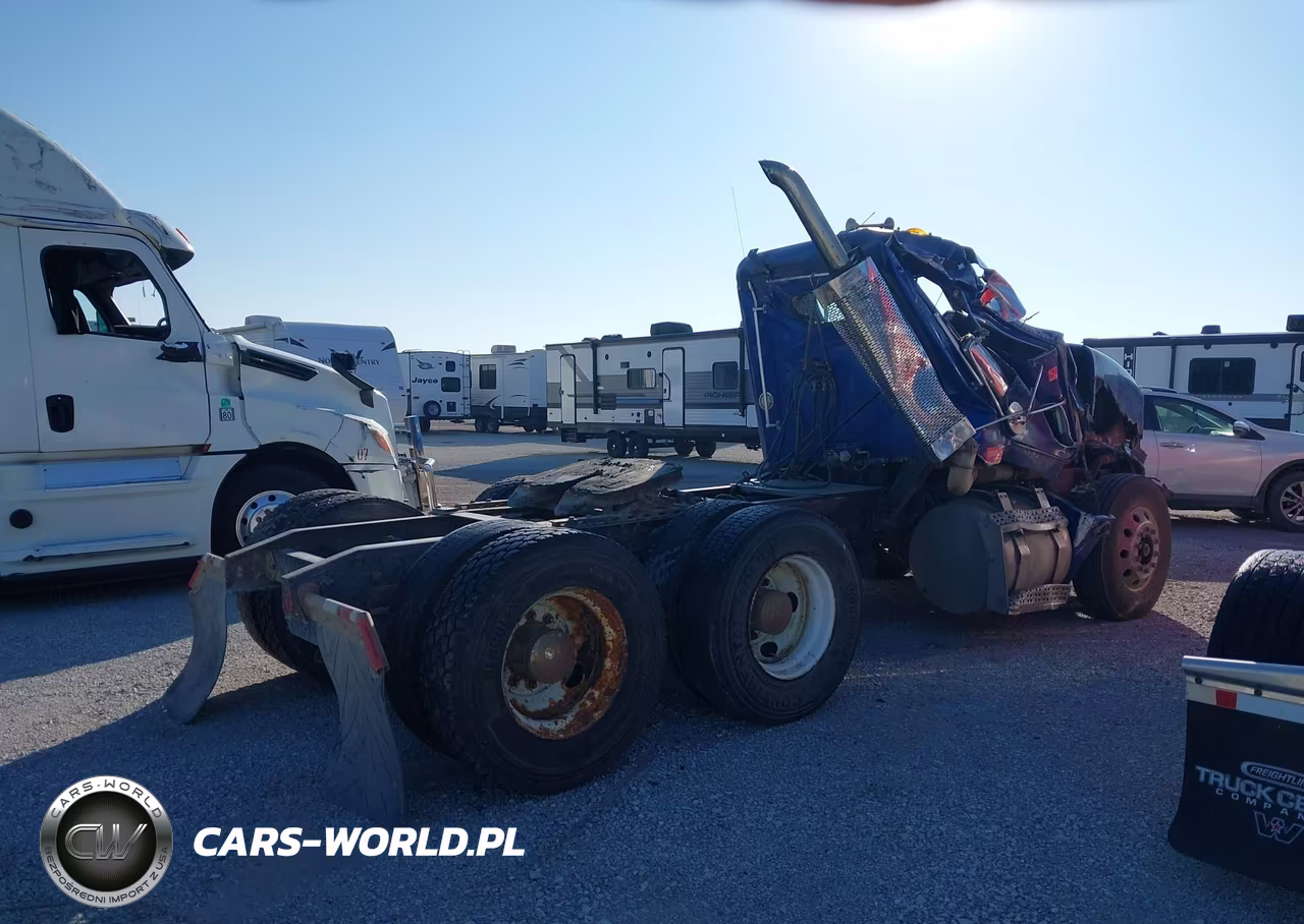 2003 Freightliner Conventional Fld112 VIN:1FUJACASX3LK80752 - 4
