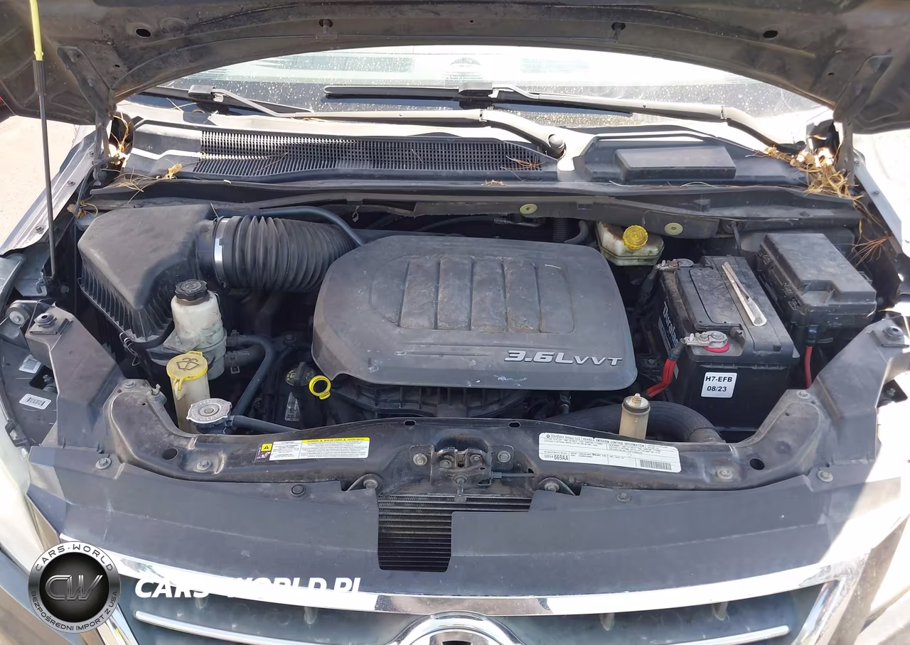 2012 Volkswagen Routan Se VIN:2C4RVABG7CR393885 - 10