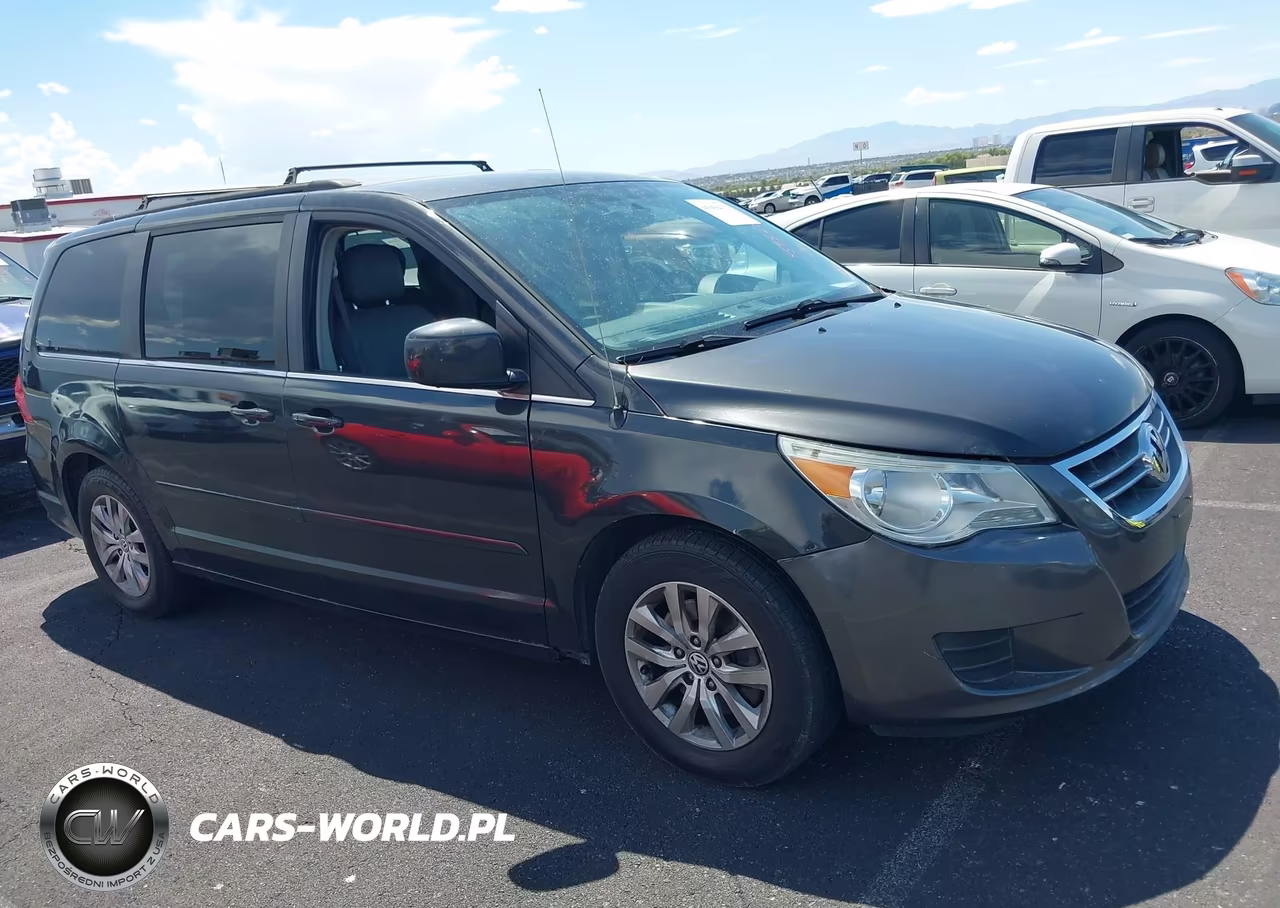 2012 Volkswagen Routan Se VIN:2C4RVABG7CR393885 - 6