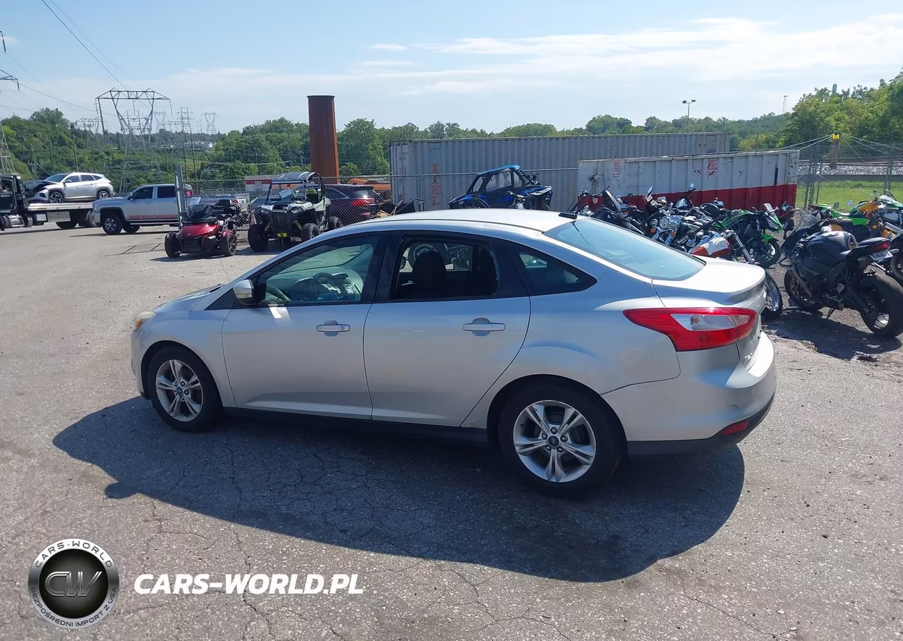 2014 Ford Focus Se VIN:1FADP3F24EL146646 - 6