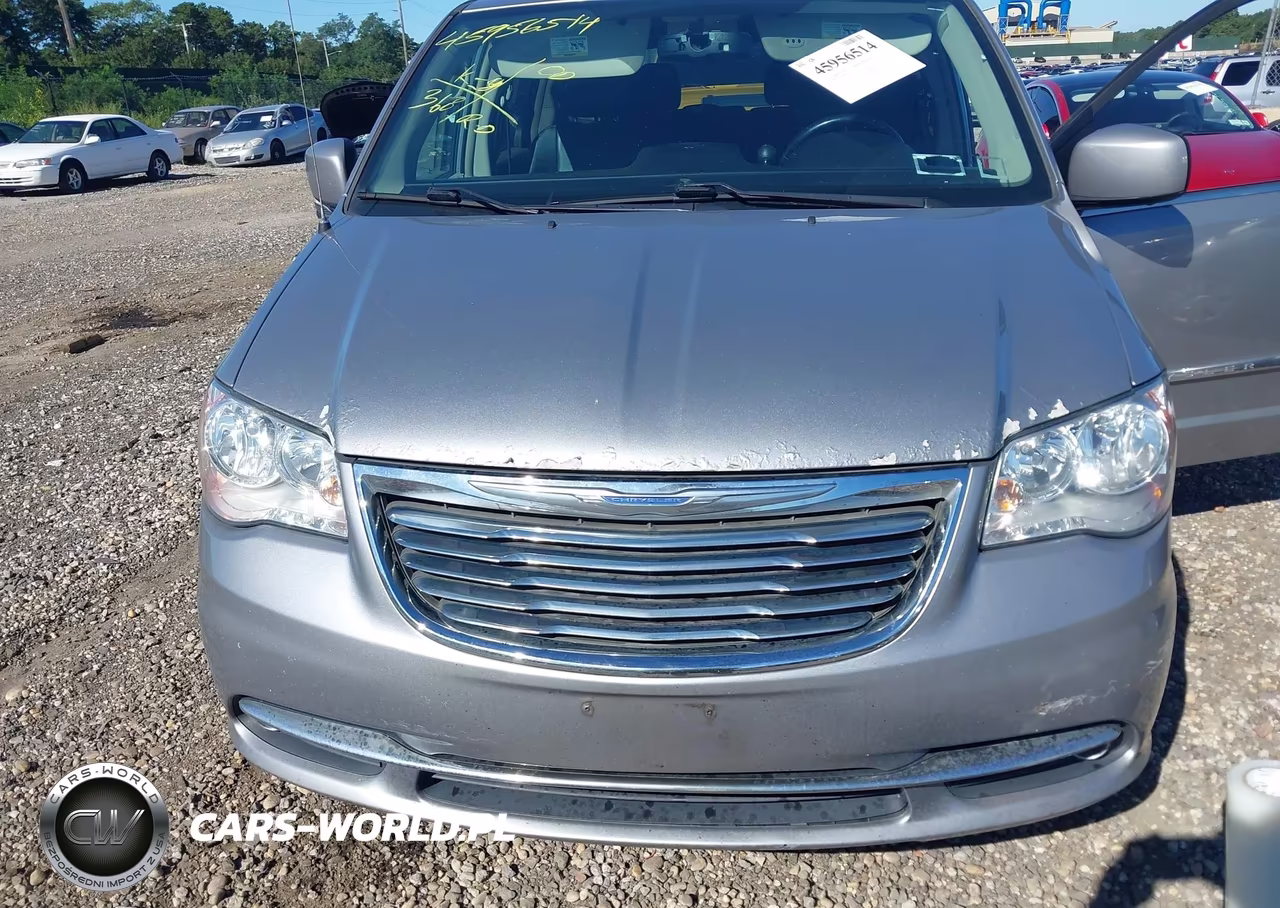 2016 Chrysler Town & Country Touring VIN:2C4RC1BG2GR188177 - 6
