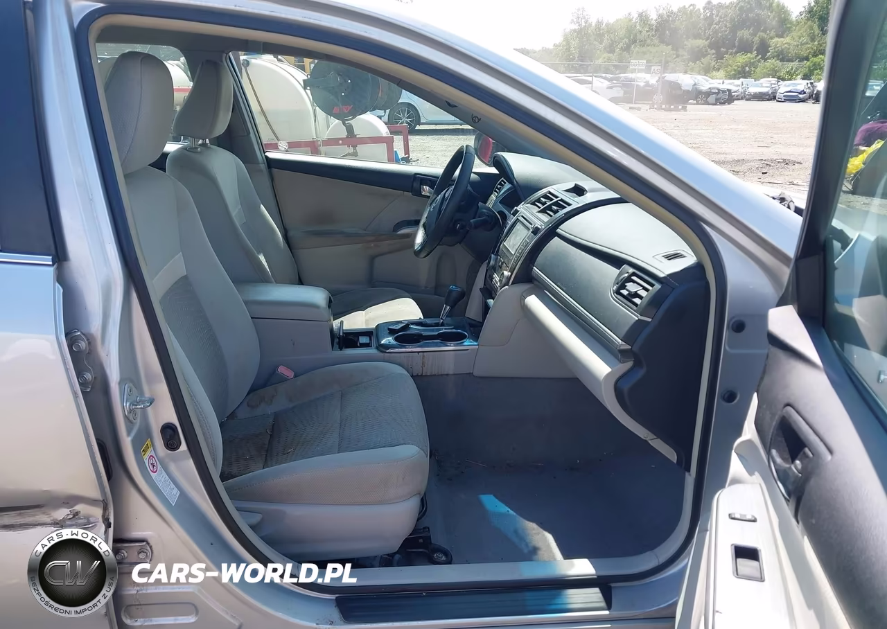 2012 Toyota Camry Hybrid Xle VIN:4T1BD1FK1CU037532 - 5