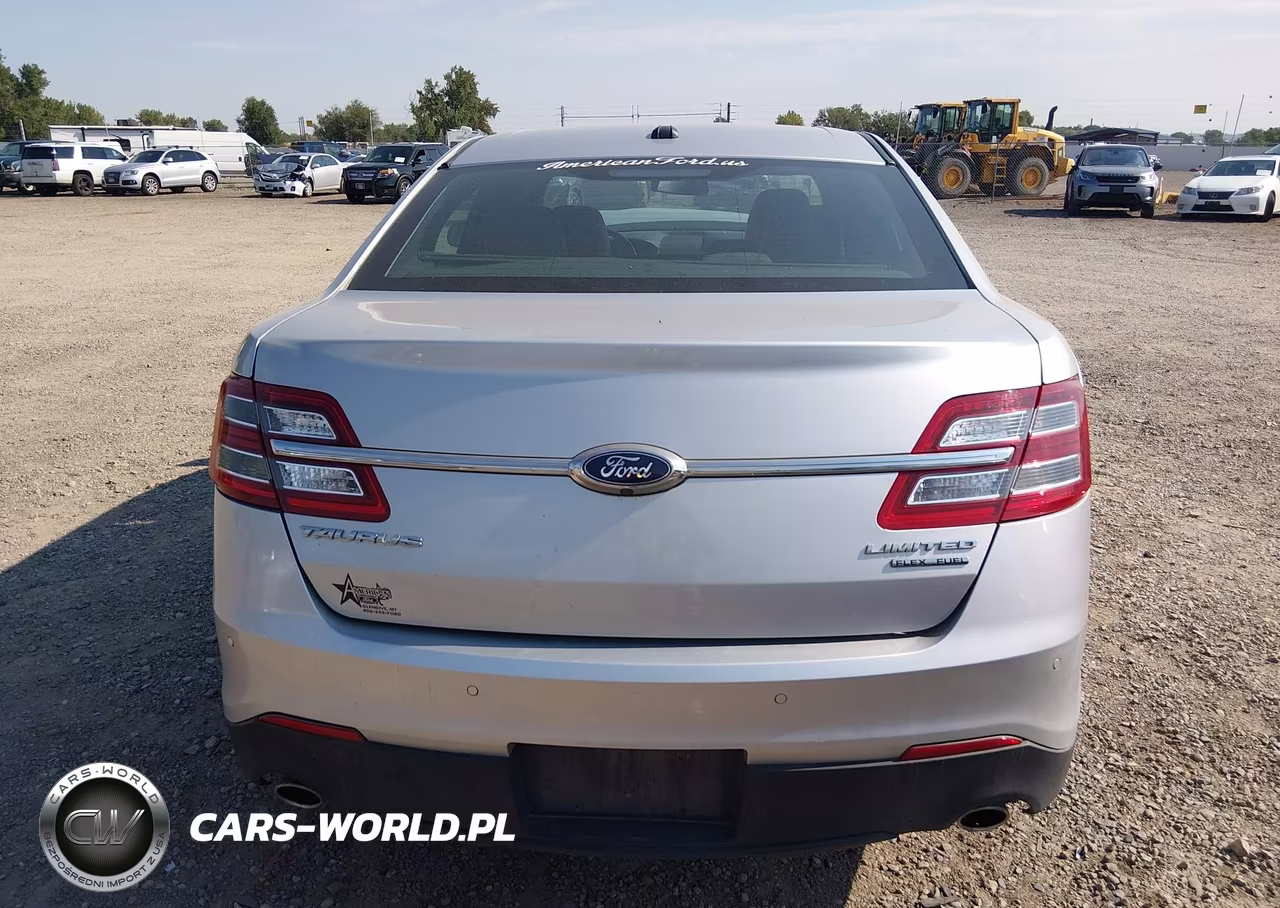 2018 Ford Taurus Limited VIN:1FAHP2F82JG102194 - 16