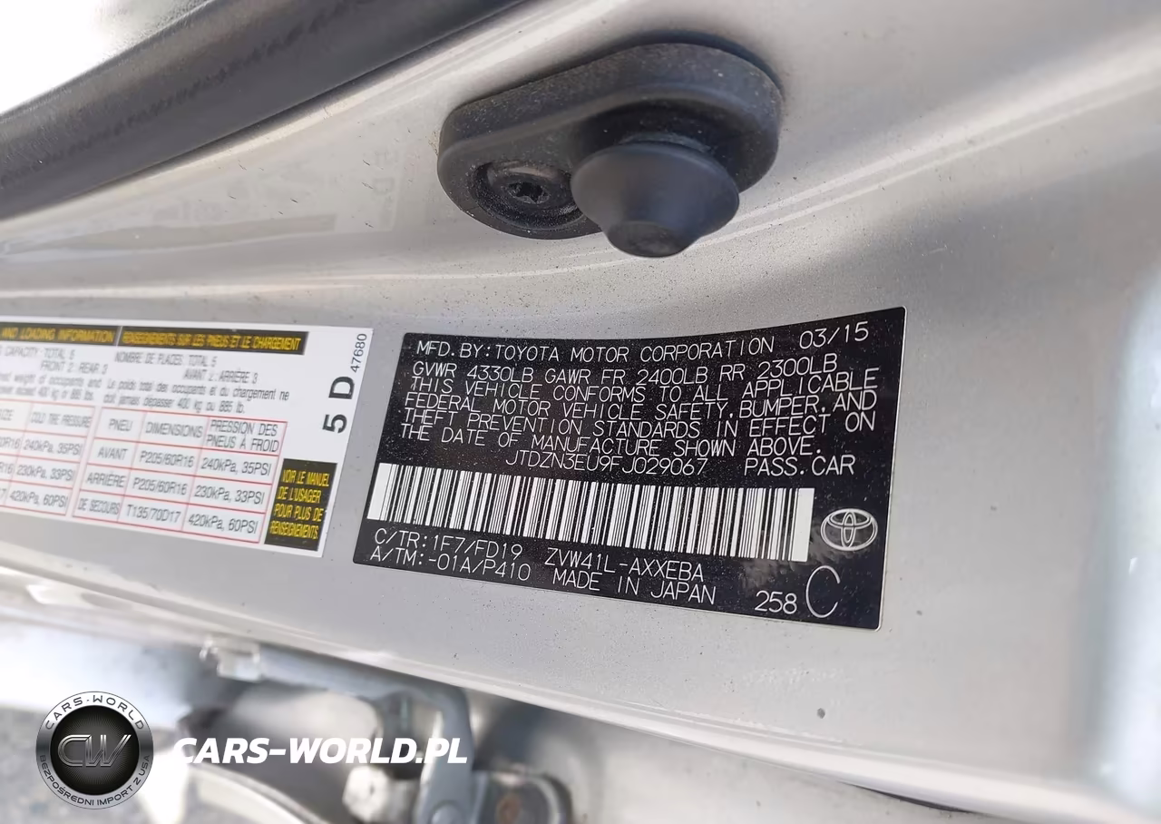 2015 Toyota Prius V Two VIN:JTDZN3EU9FJ029067 - 9