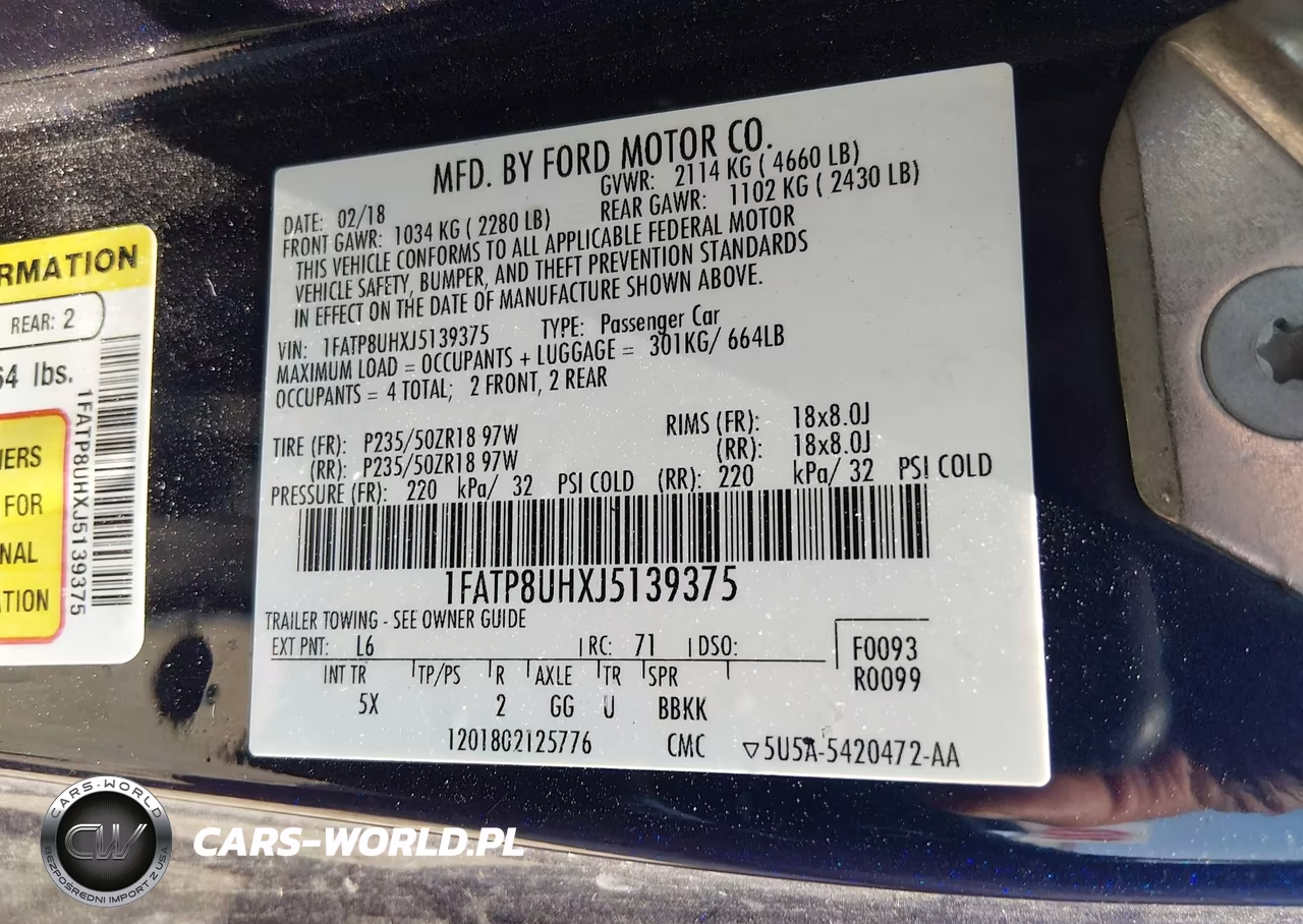 2018 Ford Mustang Ecoboost Premium VIN:1FATP8UHXJ5139375 - 9