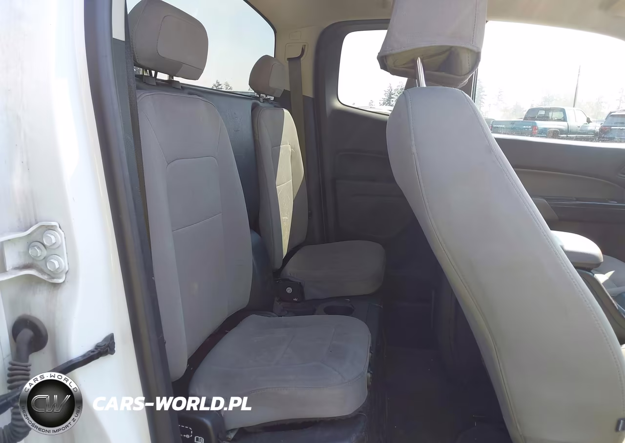 2018 Chevrolet Colorado Wt VIN:1GCHSBEA8J1243125 - 8