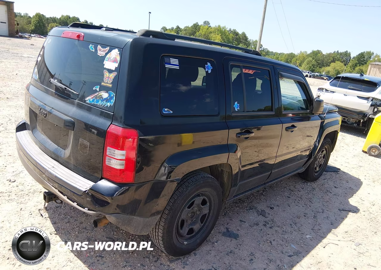 2016 Jeep Patriot Sport VIN:1C4NJPBAXGD528391 - 4