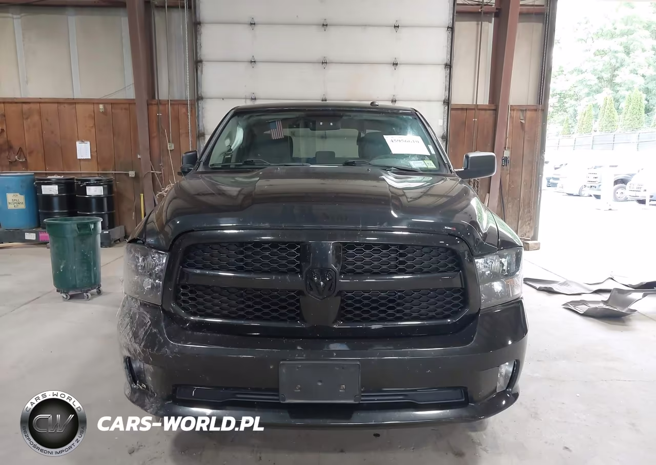 2018 Ram 1500 Express 4X4 5'7 Box VIN:3C6RR7KT1JG123310 - 12