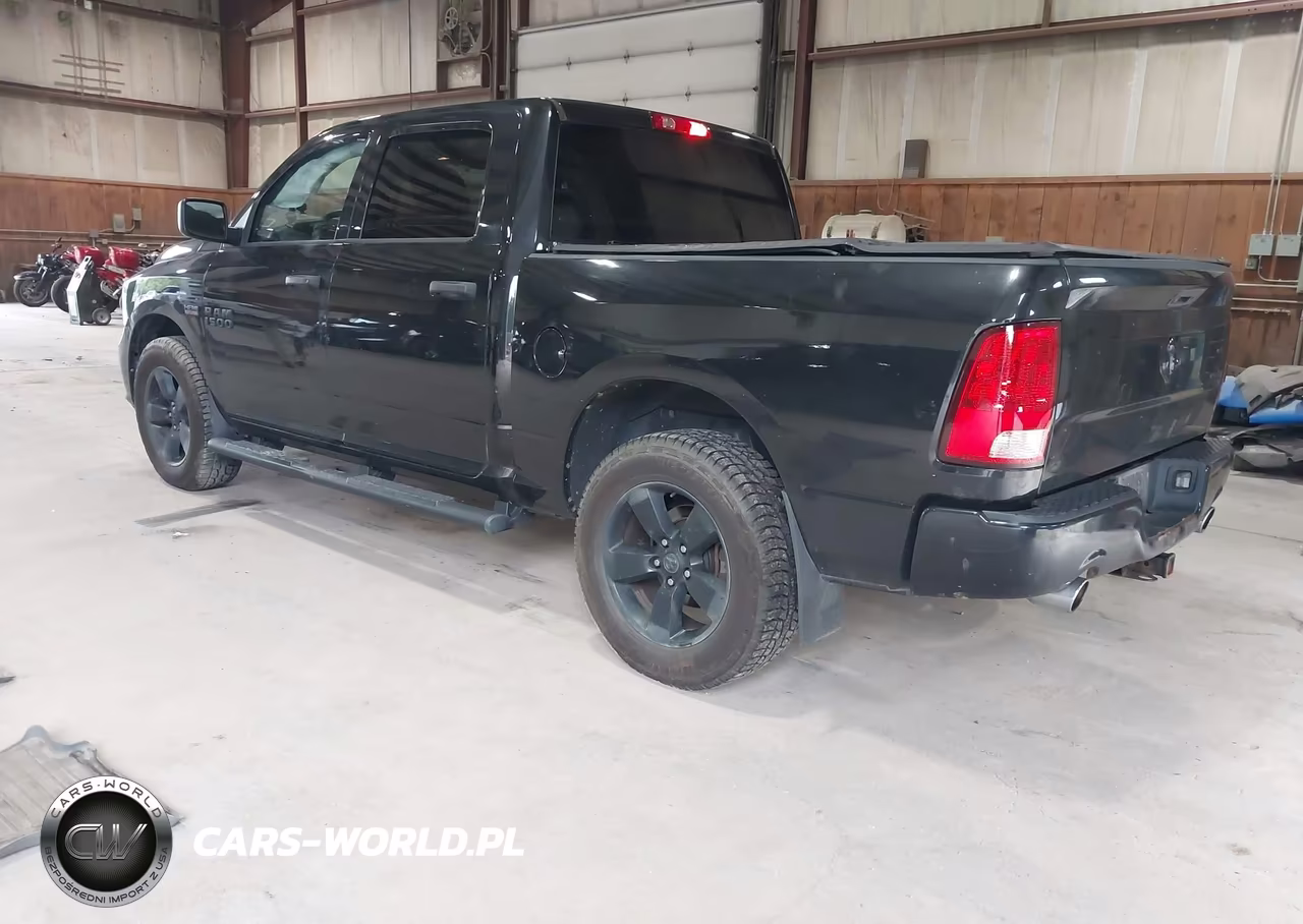 2018 Ram 1500 Express 4X4 5'7 Box VIN:3C6RR7KT1JG123310 - 3