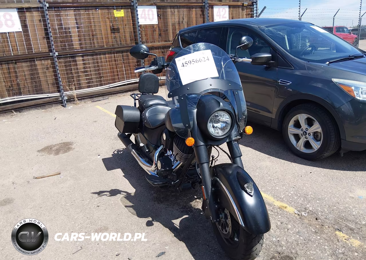 2016 Indian Motorcycle Co. Chief Dark Horse – zdjęcie 1 z 13