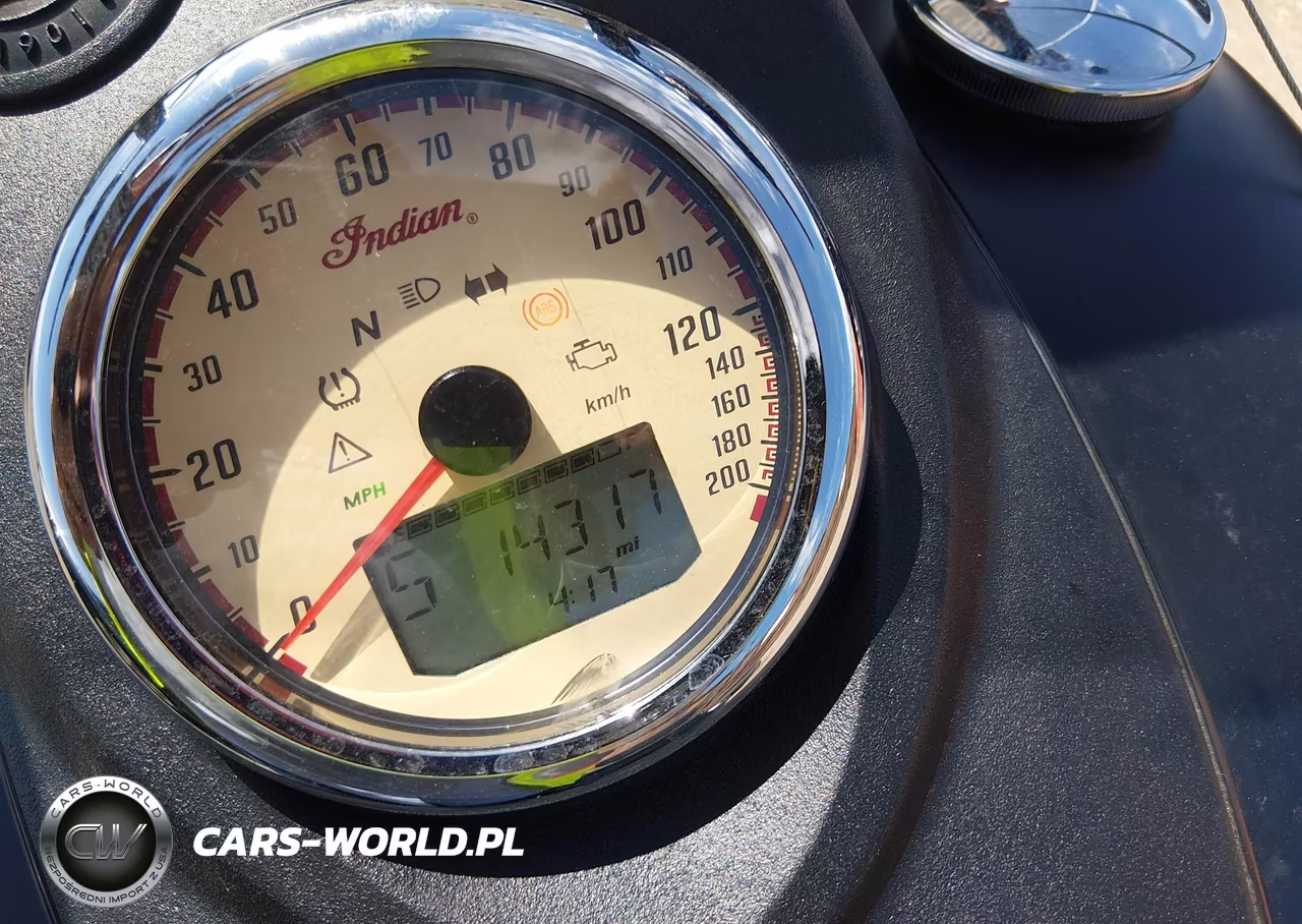 2016 Indian Motorcycle Co. Chief Dark Horse VIN:56KCCDAA4G3327023 - 7