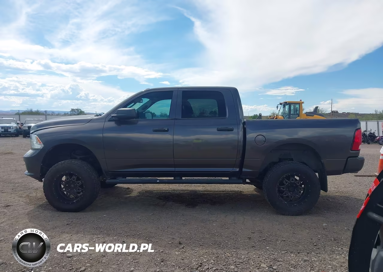 2015 Ram 1500 Express VIN:3C6RR7KT0FG700805 - 14