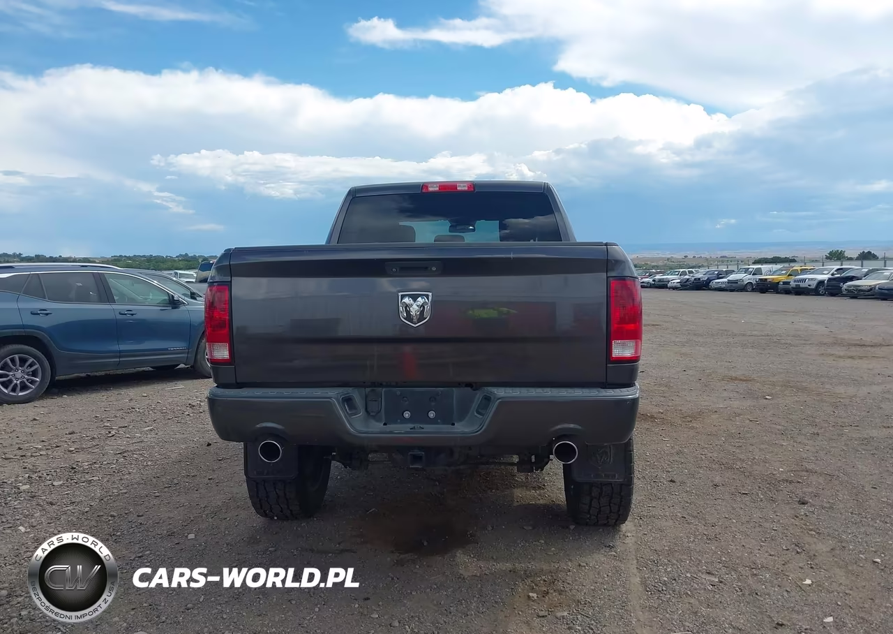 2015 Ram 1500 Express VIN:3C6RR7KT0FG700805 - 16