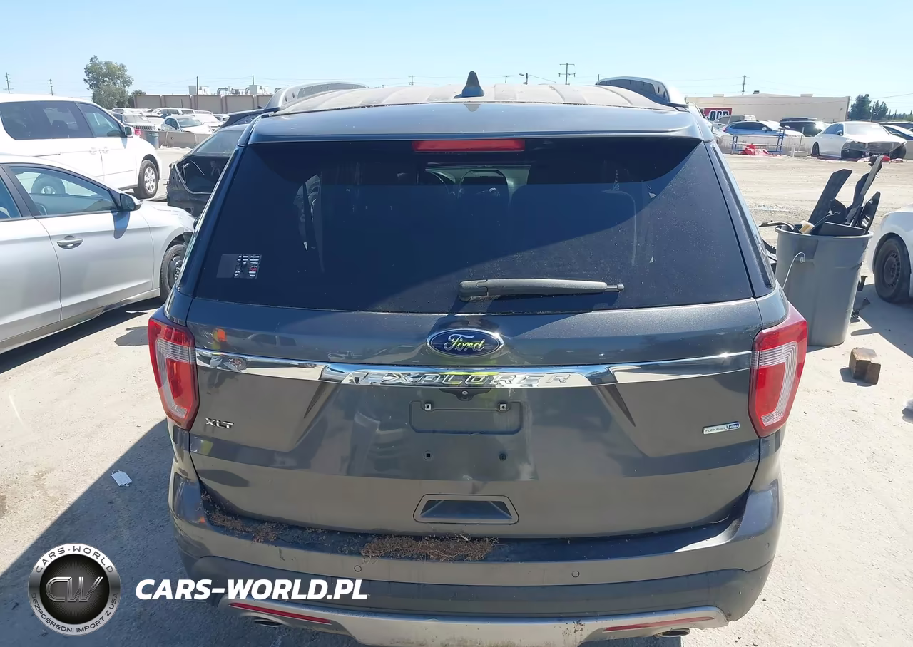2016 Ford Explorer Xlt VIN:1FM5K8D89GGC26825 - 15