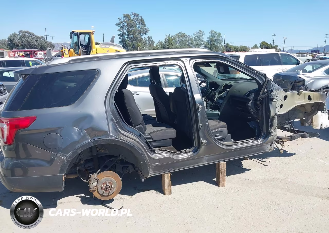 2016 Ford Explorer Xlt VIN:1FM5K8D89GGC26825 - 18