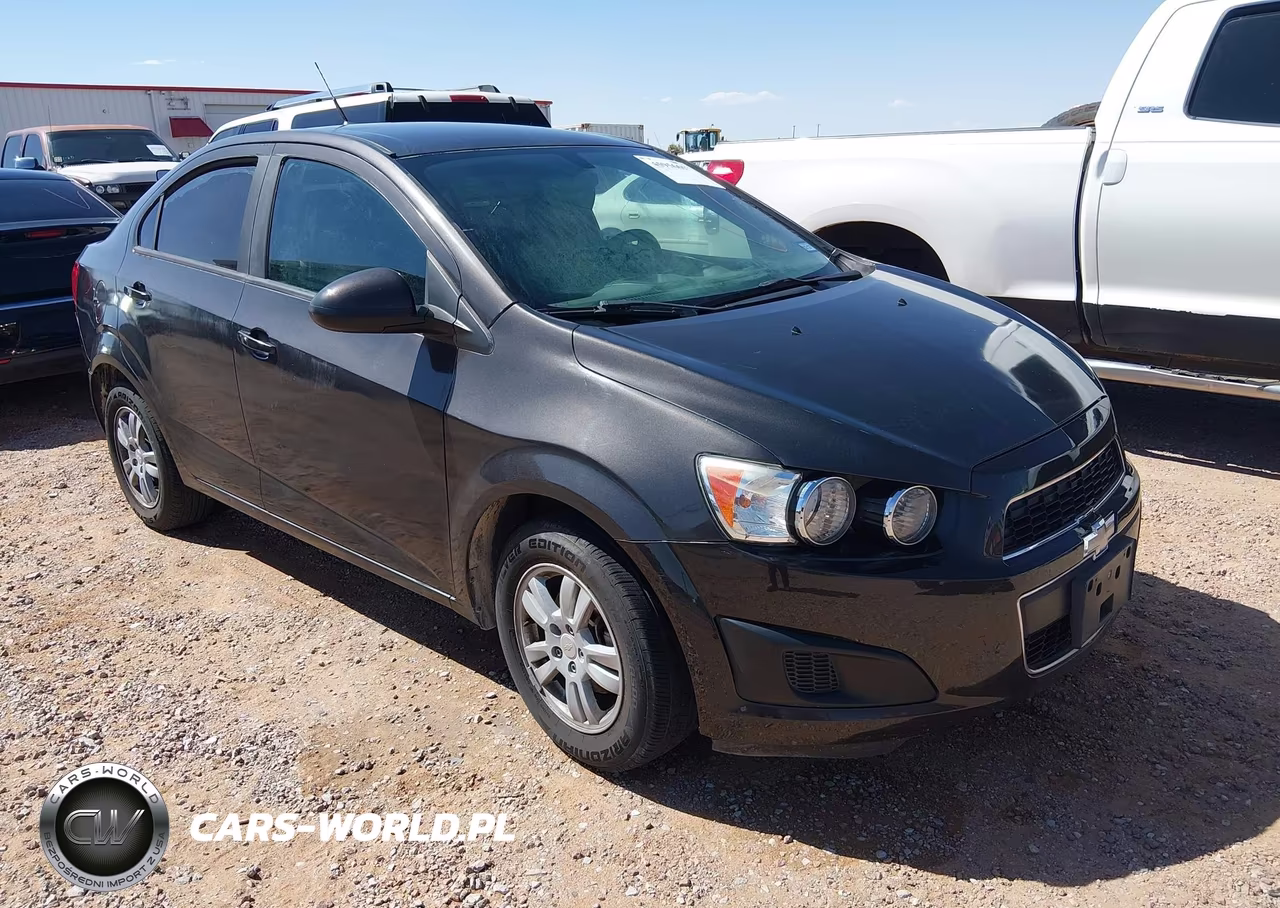 2014 Chevrolet Sonic Ls Manual – zdjęcie 1 z 11