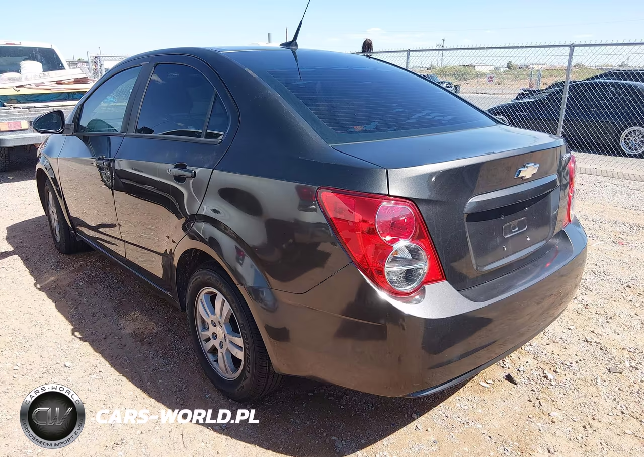 2014 Chevrolet Sonic Ls Manual VIN:1G1JB5SH1E4159231 - 3