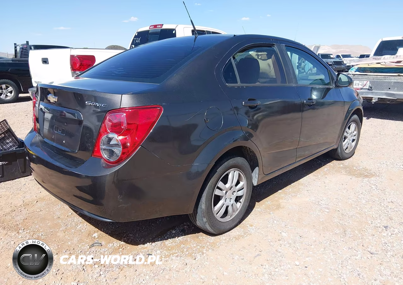 2014 Chevrolet Sonic Ls Manual VIN:1G1JB5SH1E4159231 - 4