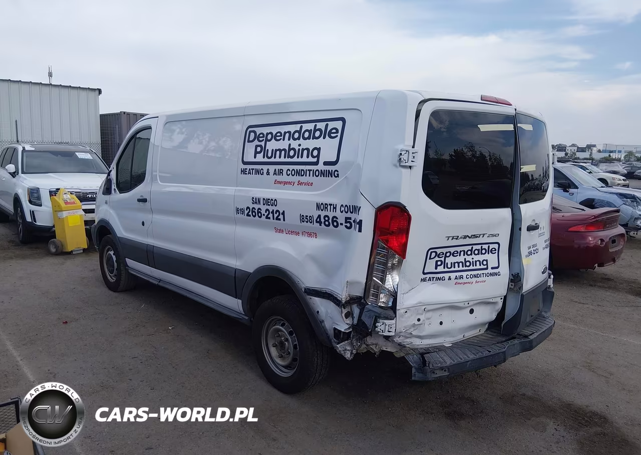2015 Ford Transit-250 VIN:1FTNR1YM7FKA44034 - 3