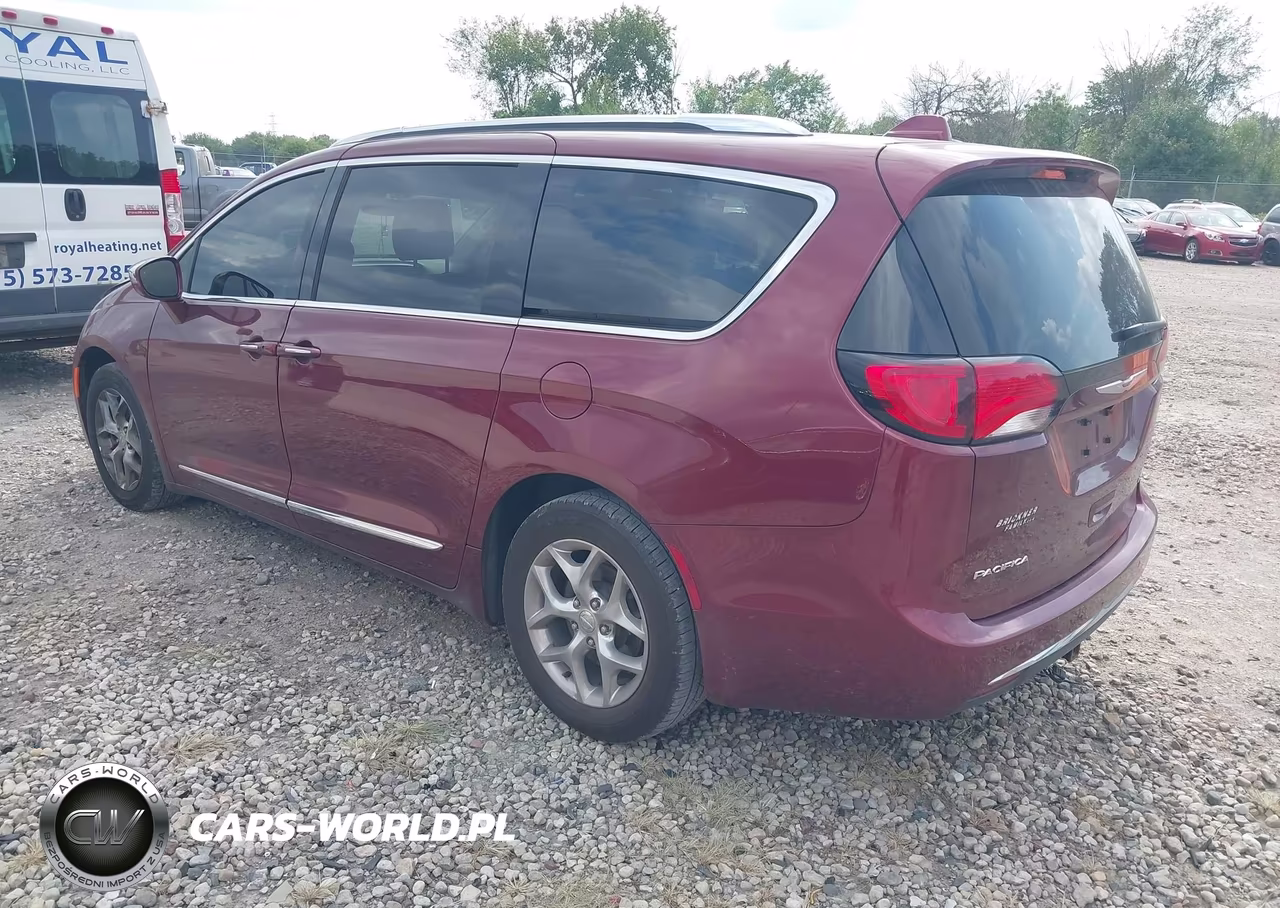 2019 Chrysler Pacifica Limited VIN:2C4RC1GG7KR577138 - 3