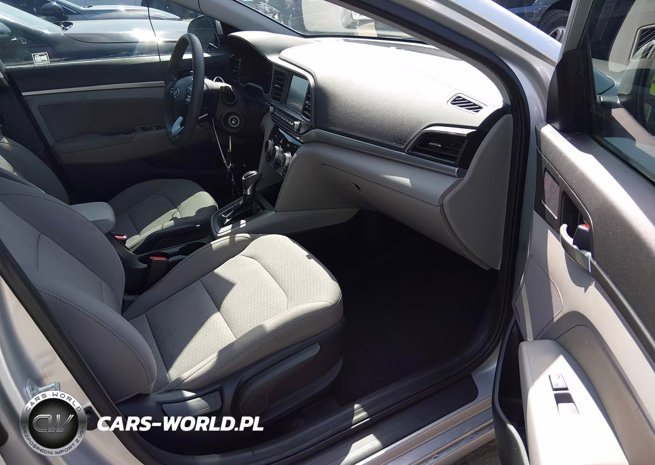 2019 Hyundai Elantra Sel VIN:5NPD84LF4KH478316 - 5