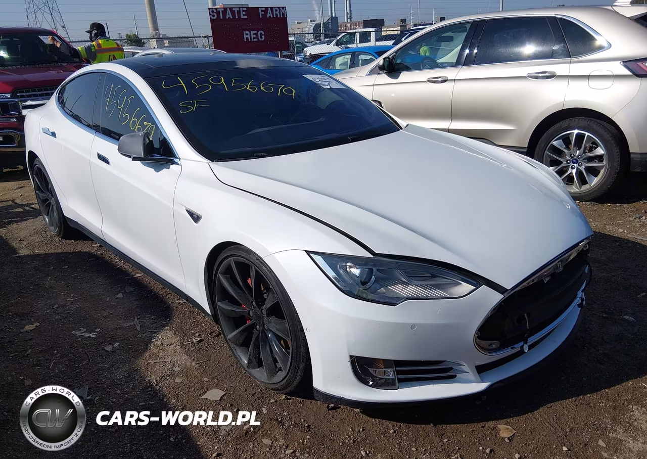 2015 Tesla Model S 85D-P85D