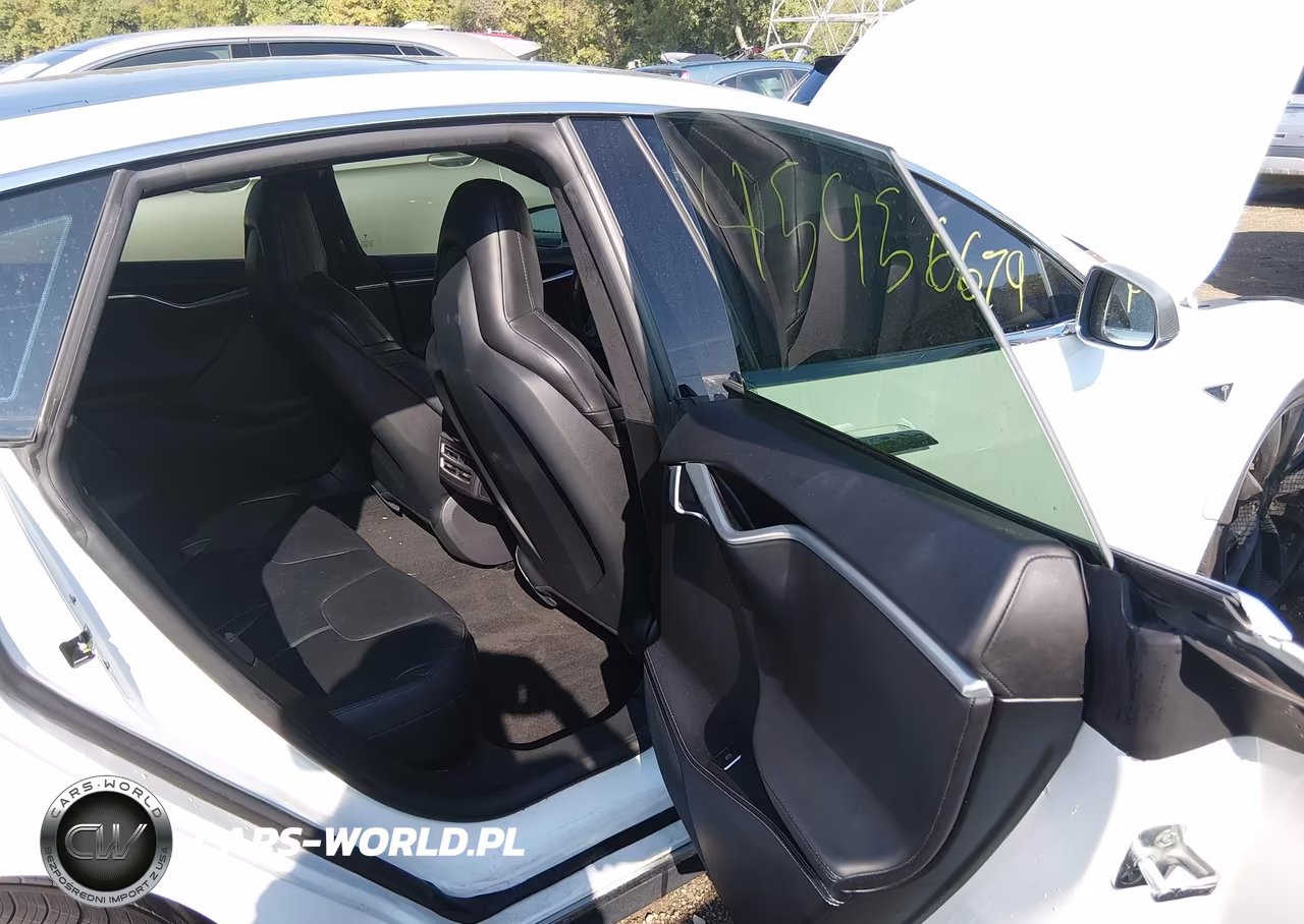 2015 Tesla Model S 85D-P85D VIN:5YJSA1E42FF115619 - 8