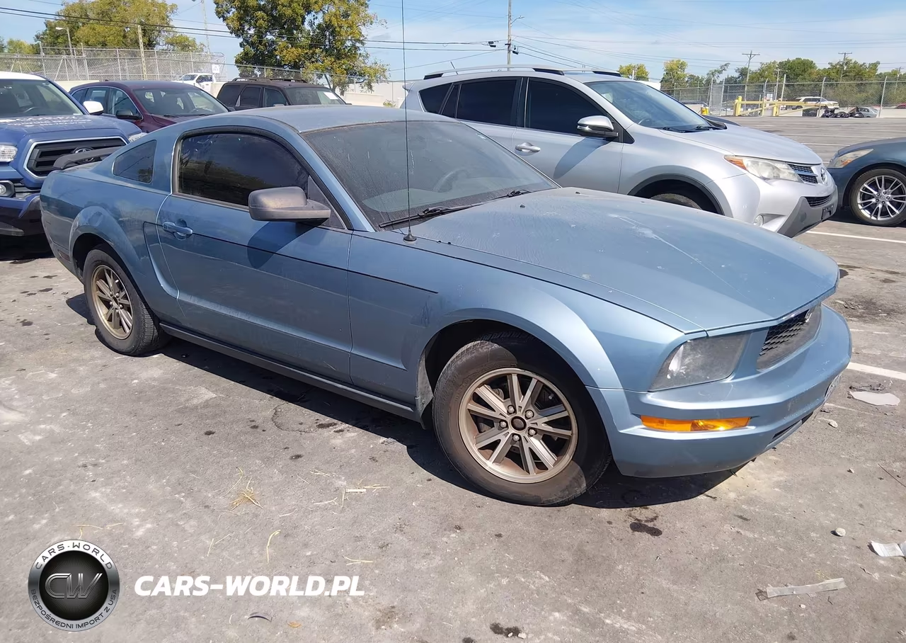 2005 Ford Mustang V6 Deluxe-V6 Premium