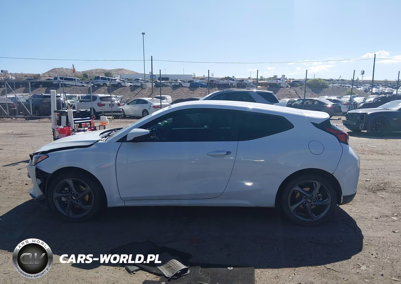 2021 Hyundai Veloster 2.0 VIN:KMHTG6AF0MU032617 - 13