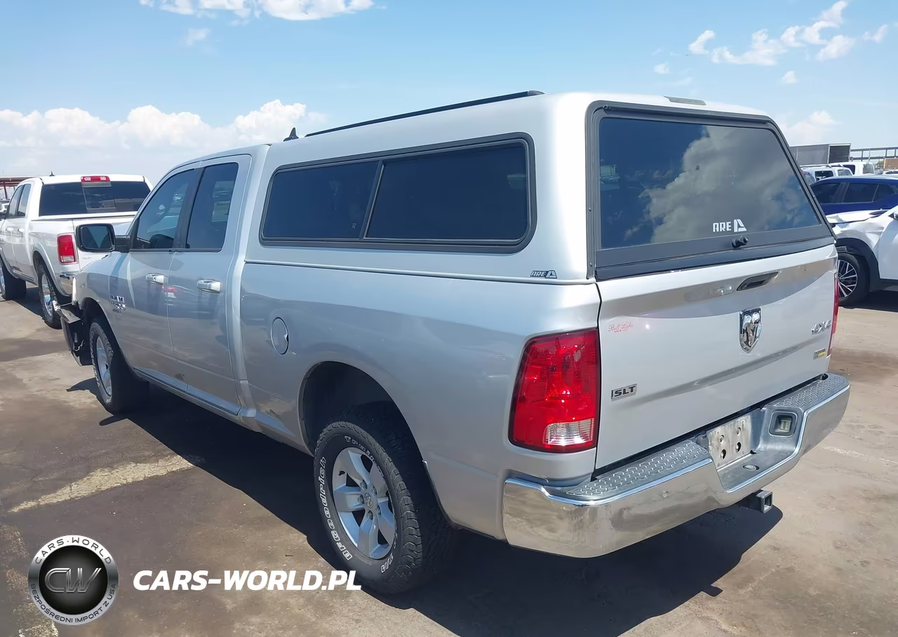 2019 Ram 1500 Classic Slt 4X4 6'4 Box VIN:1C6RR7GG3KS592985 - 3