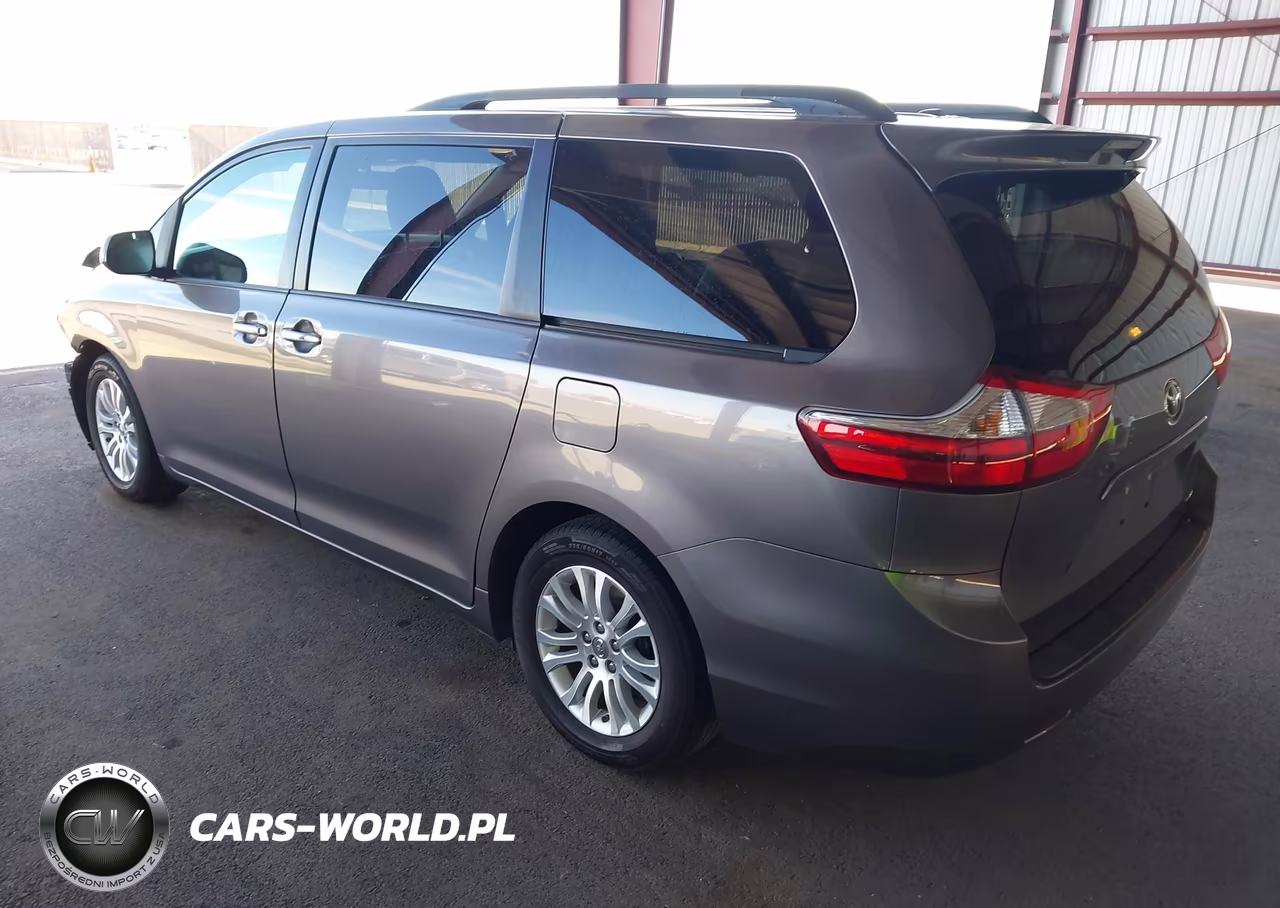 2016 Toyota Sienna Xle 8 Passenger VIN:5TDYK3DC2GS749439 - 3