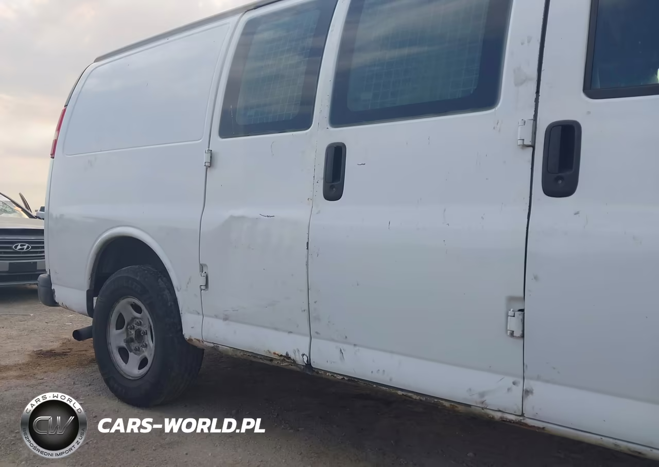 2007 Chevrolet Express Work Van VIN:1GCFG15X971113158 - 6