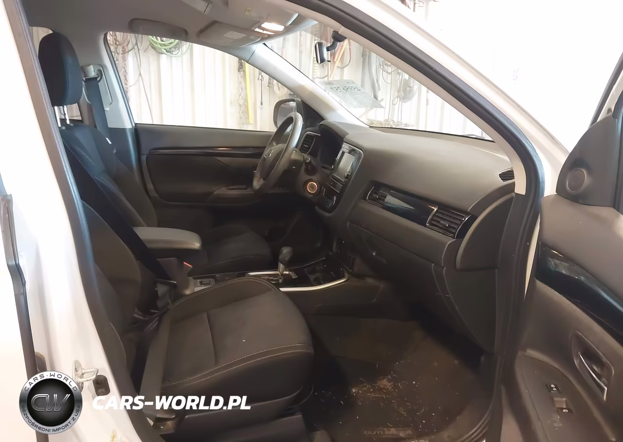 2019 Mitsubishi Outlander Es VIN:JA4AD2A37KZ008215 - 5